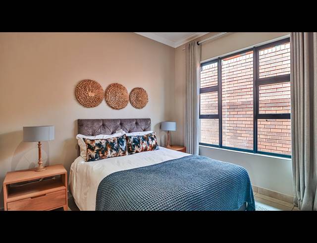 3 BEDROOM SIMPLEX FOR SALE IN SILVER LAKES